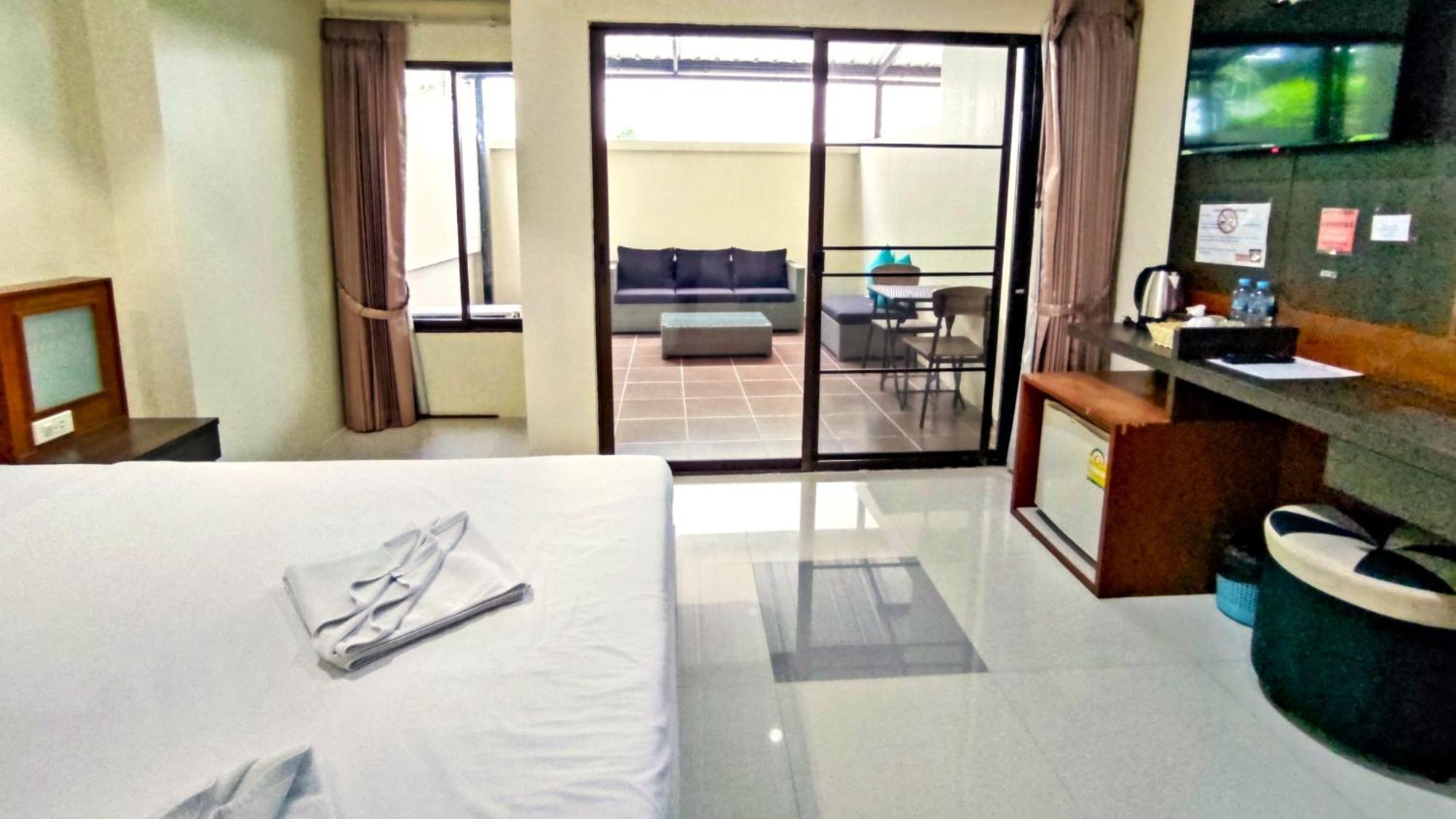 Lucky Buako Hotel Patong מראה חיצוני תמונה