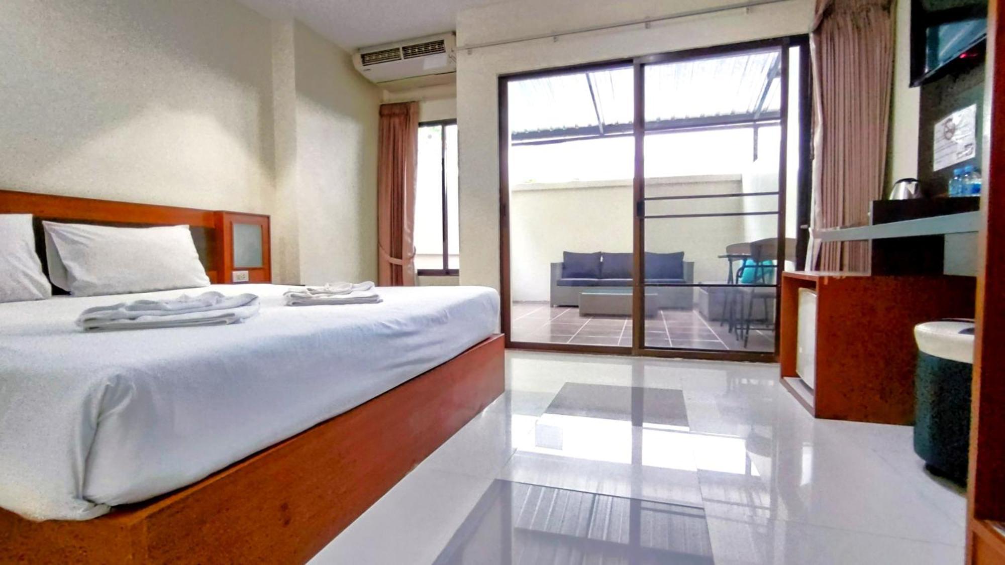 Lucky Buako Hotel Patong מראה חיצוני תמונה